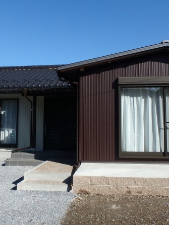 家族それぞれが居心地の良い場所を見つけられる平屋住宅